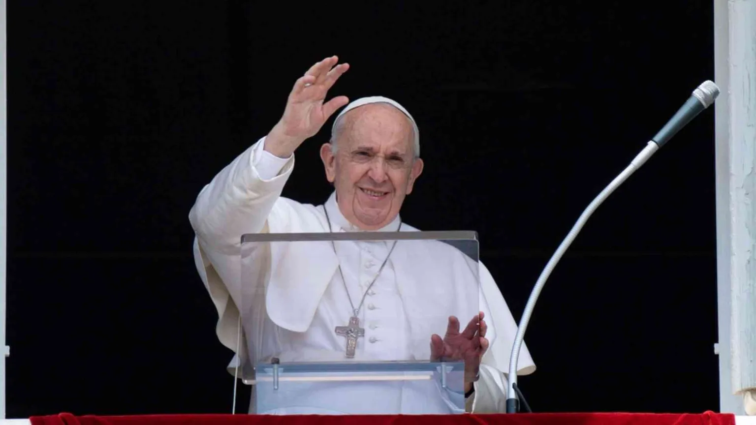 Il Papa e la salute: discrezione e una grande capacità di sopportare