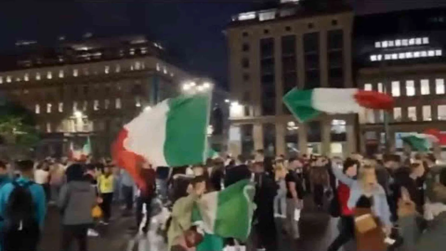 La Scozia fa festa per l'Italia campione e abbandona l'Inghilterra