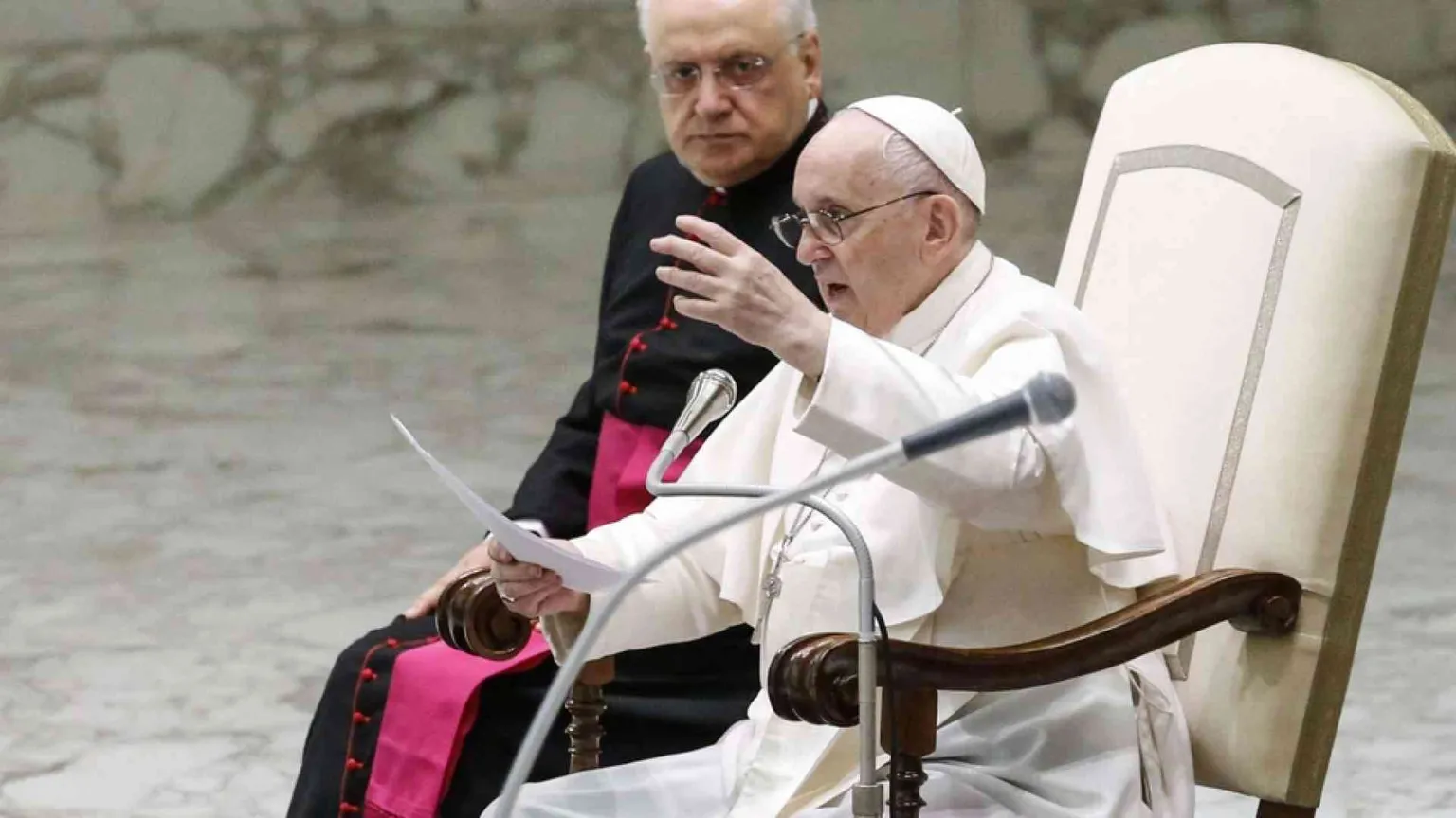 Il Papa: non ci sono Vangeli alla moda, il Vangelo è una novità radicale