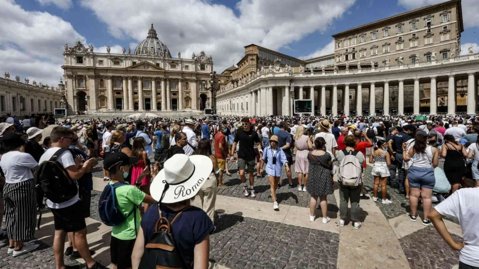 Gesù, pane del cielo, che ogni giorno ama sulla terra