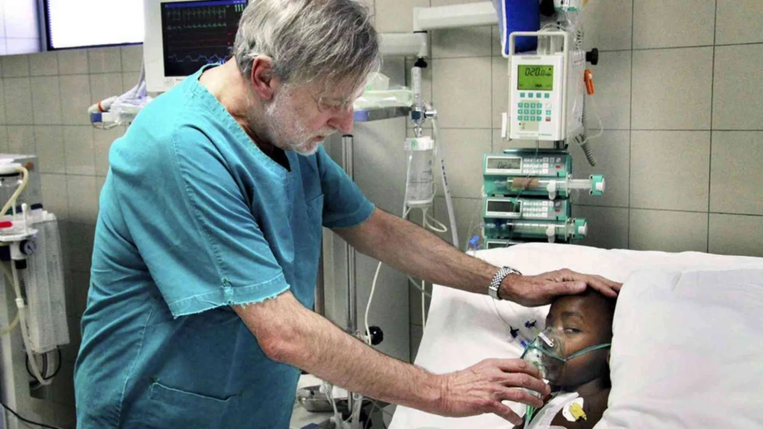 Gino Strada: aboliamo insieme la guerra