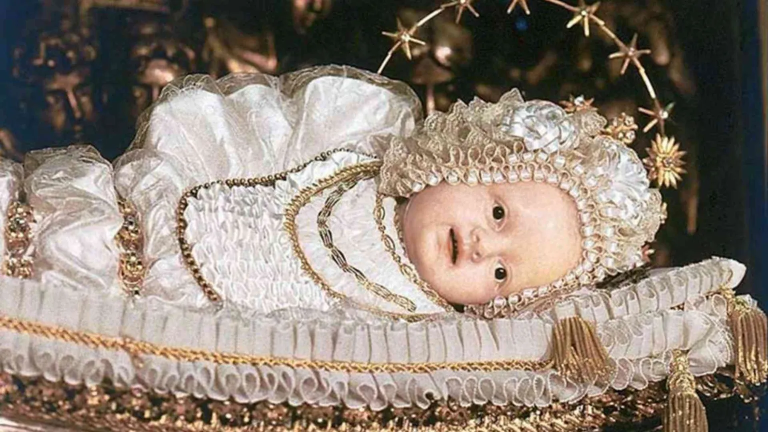 Dal cuore di Milano al mondo l’abbraccio di Maria Bambina
