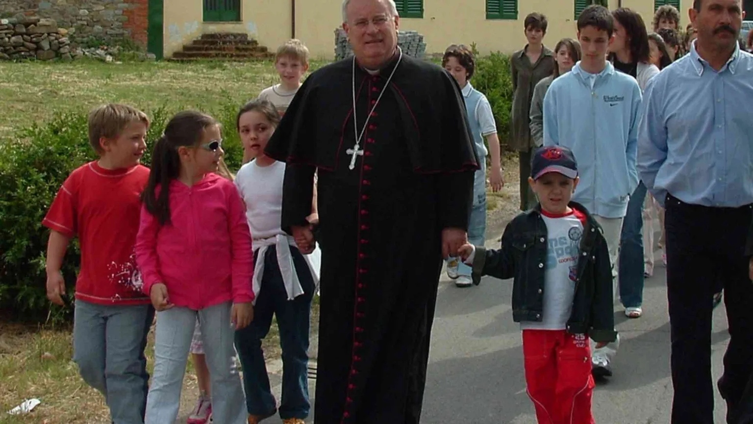 Il pellegrinaggio delle famiglie, Bassetti: sia segno di contraddizione