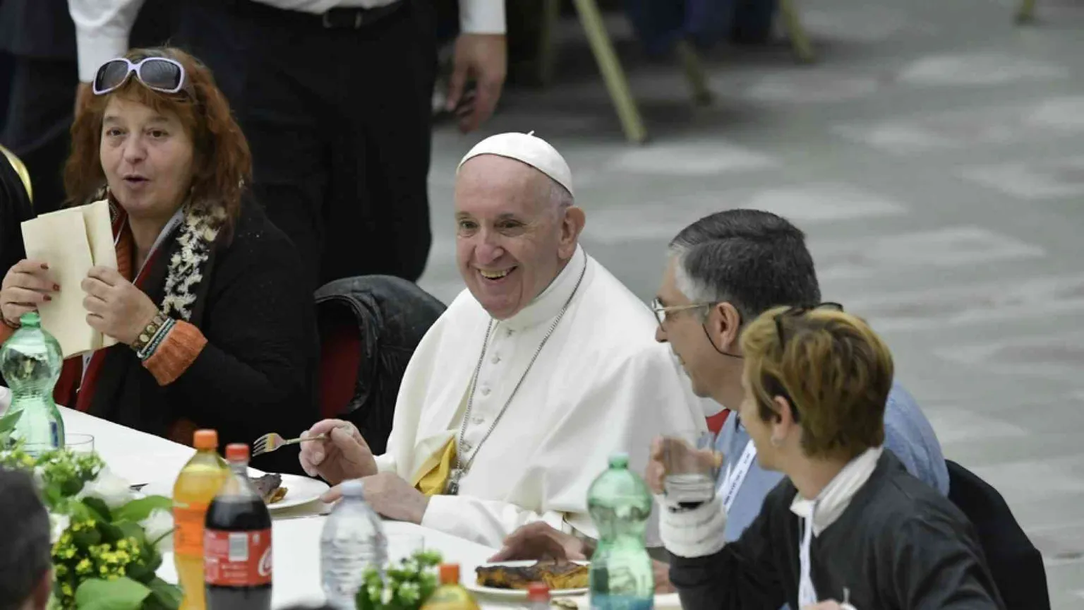 Il Papa: il cibo non è una merce come tante, più solidarietà meno mercato