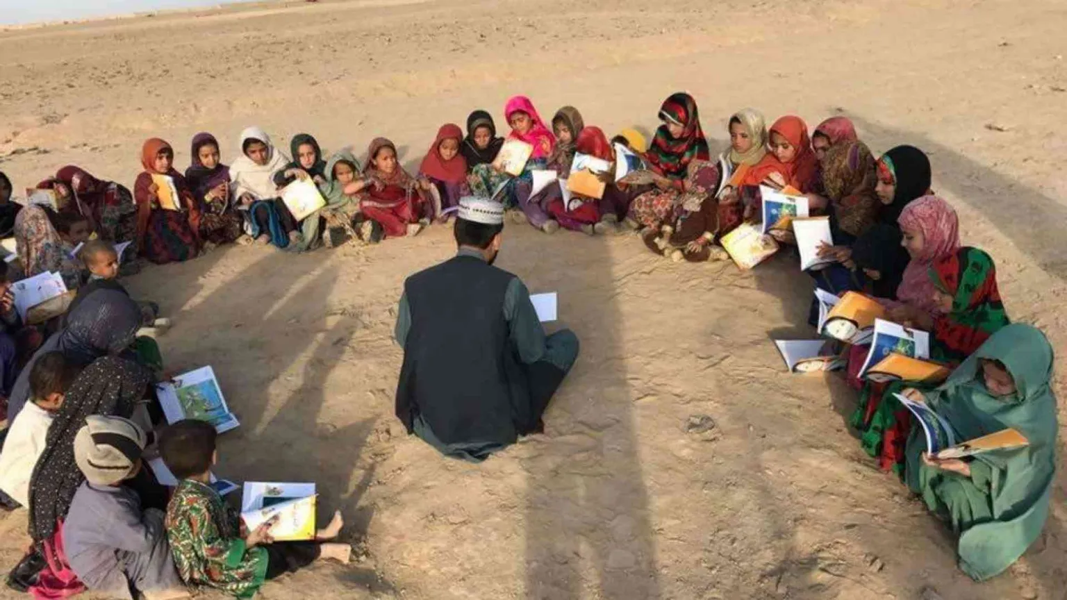 In Afghanistan una scuola che non abbandona le ragazze