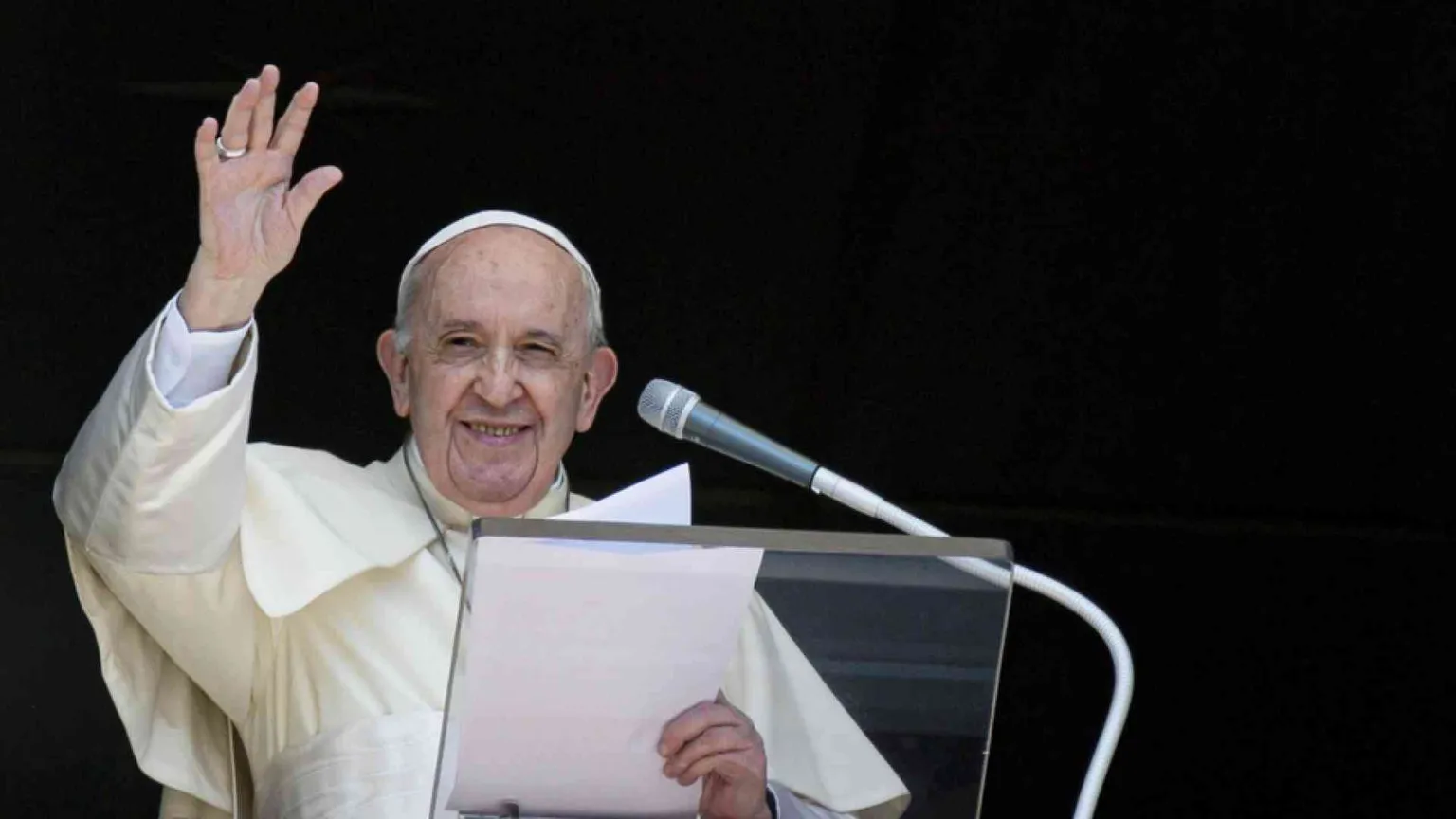 Dalle catechesi di Francesco un'«enciclica» sulla preghiera