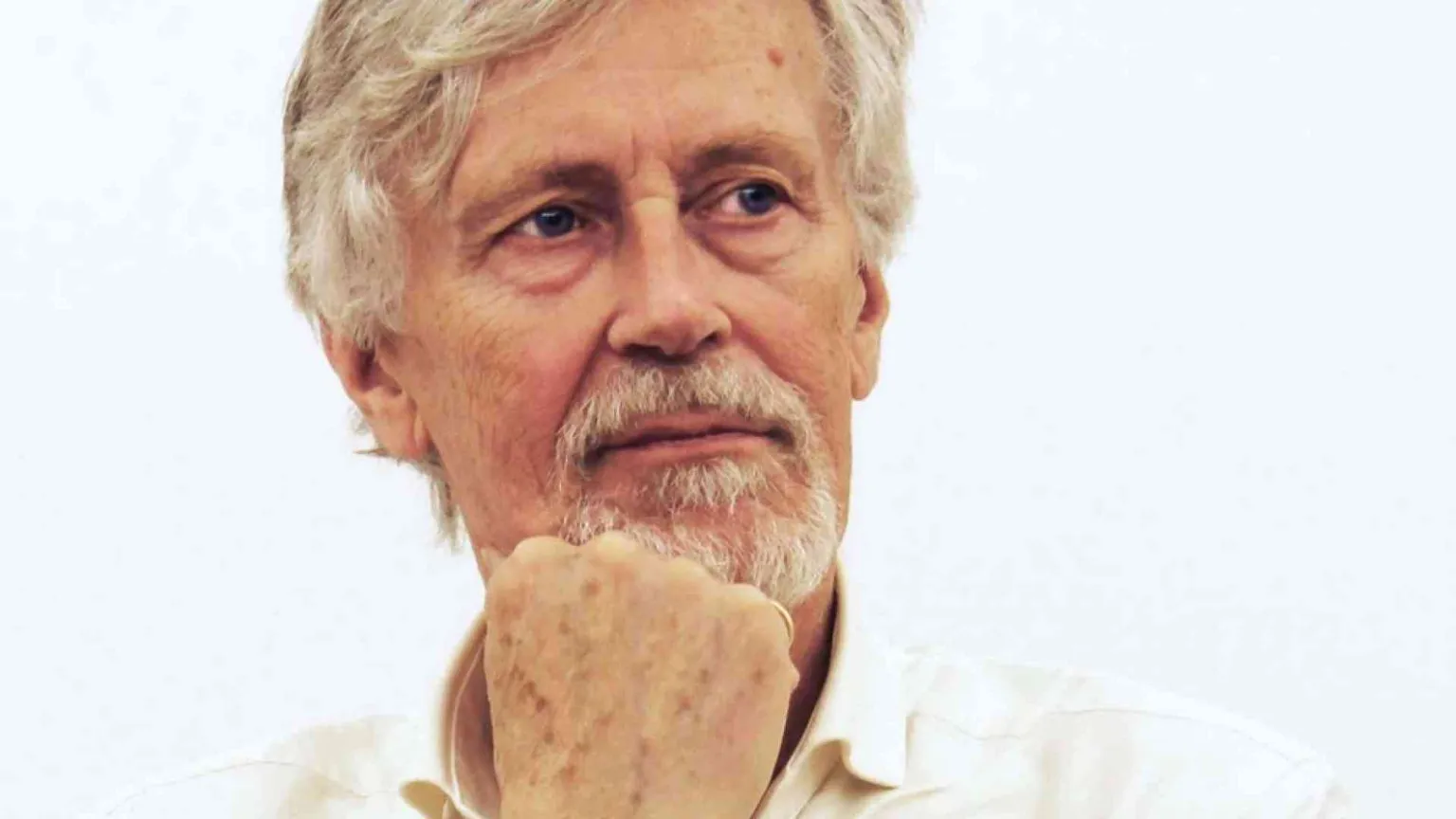 De Kerckhove: «Nell’era dell’algoritmo i media salvino l’umano»
