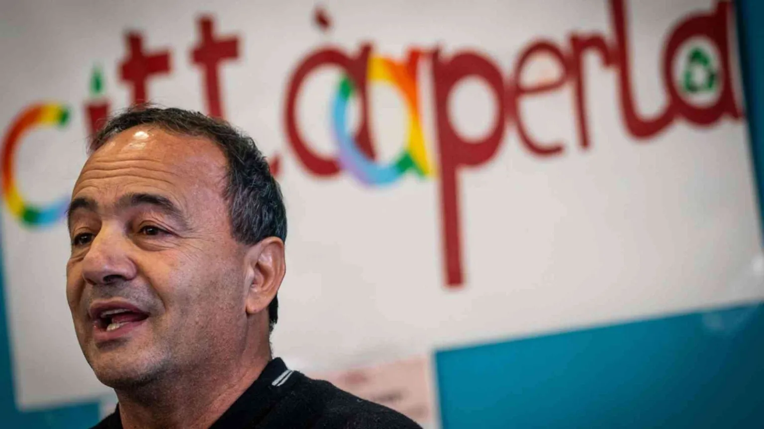 Mimmo Lucano: rifarei tutto. I suoi legali pronti a presentare appello
