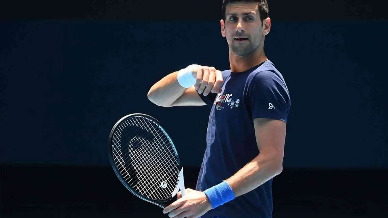 Riflettori per Djokovic. Lanterne Verdi per gli altri