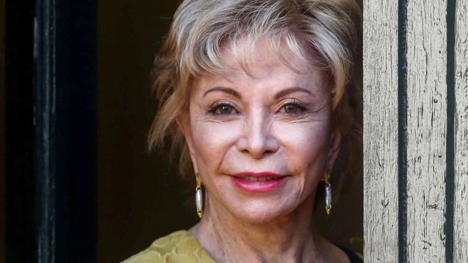 Isabel Allende: «Mia madre nel secolo delle pandemie»