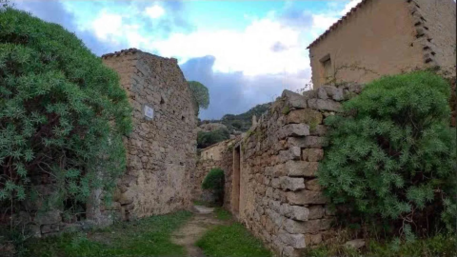 Alla scoperta di Lollove, che diventa uno dei borghi più belli d'Italia