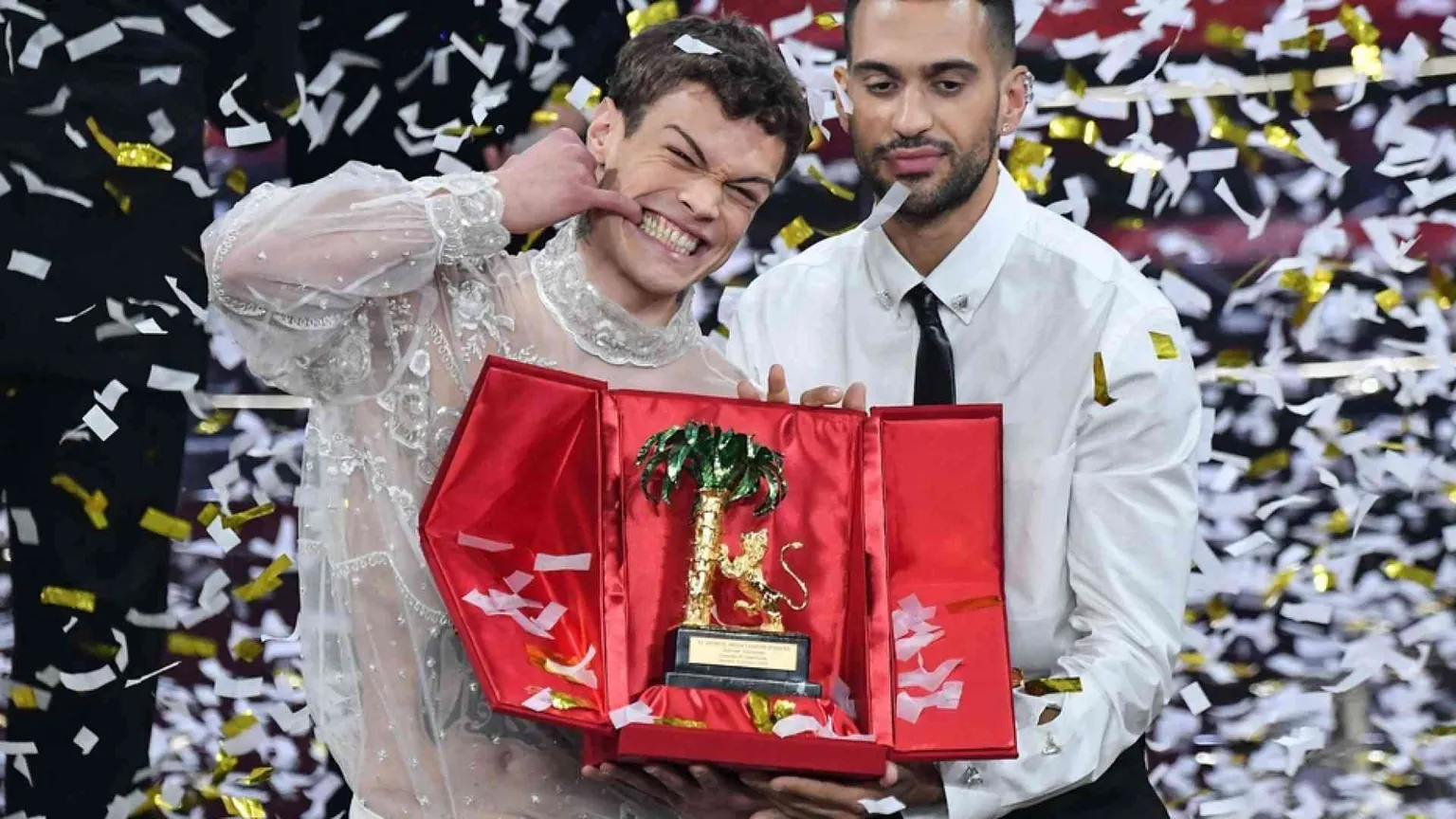 Mahmood e Blanco vincono Sanremo