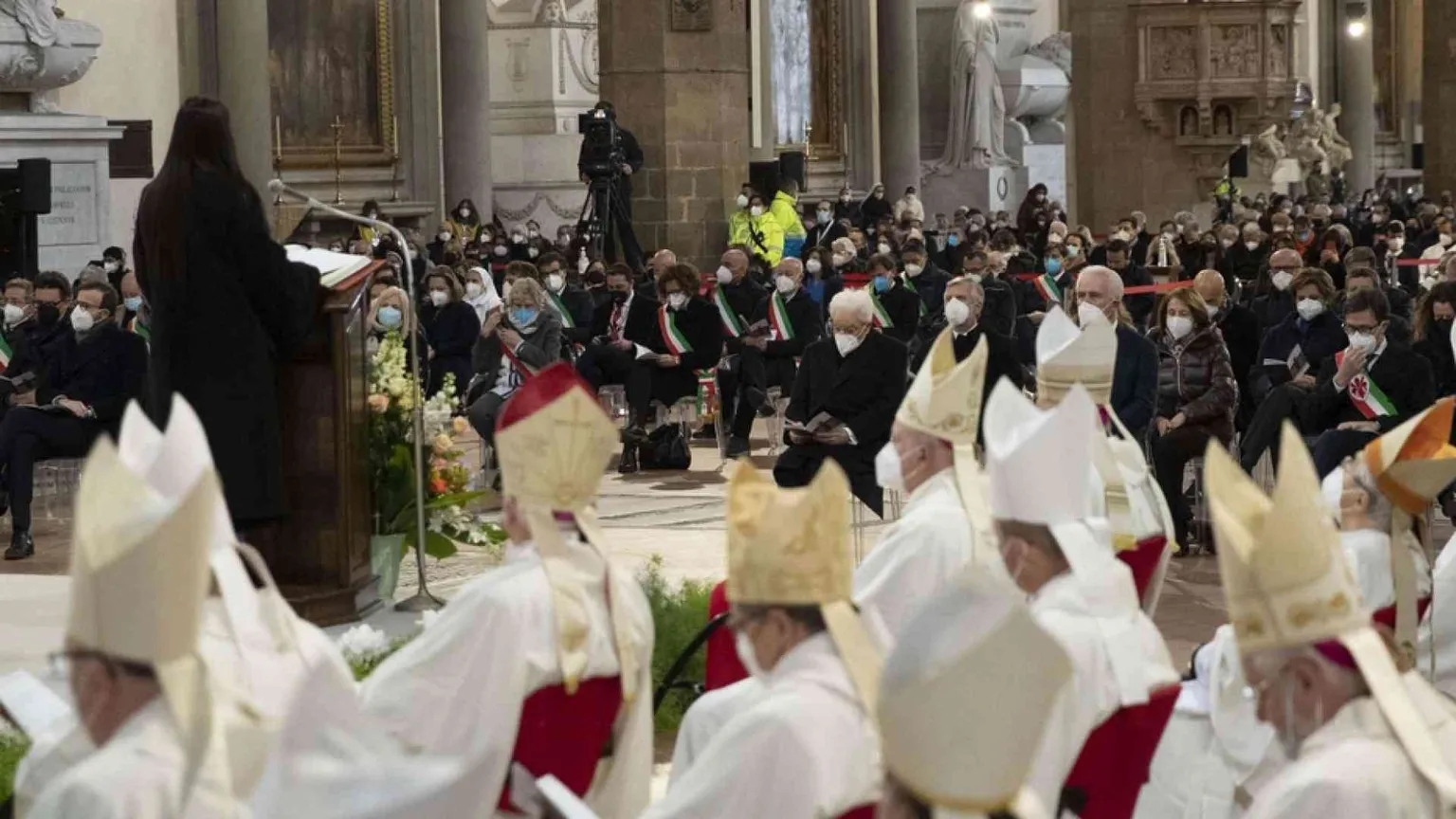 Il cardinale Bassetti: in Ucraina una tragedia. Occorre pregare e agire