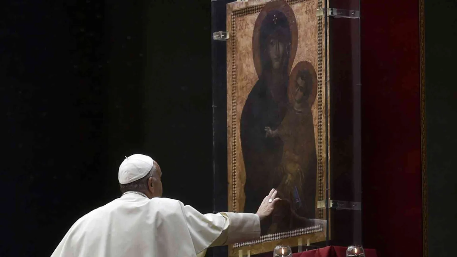 Papa Francesco consacra Russia e Ucraina al Cuore Immacolato di Maria