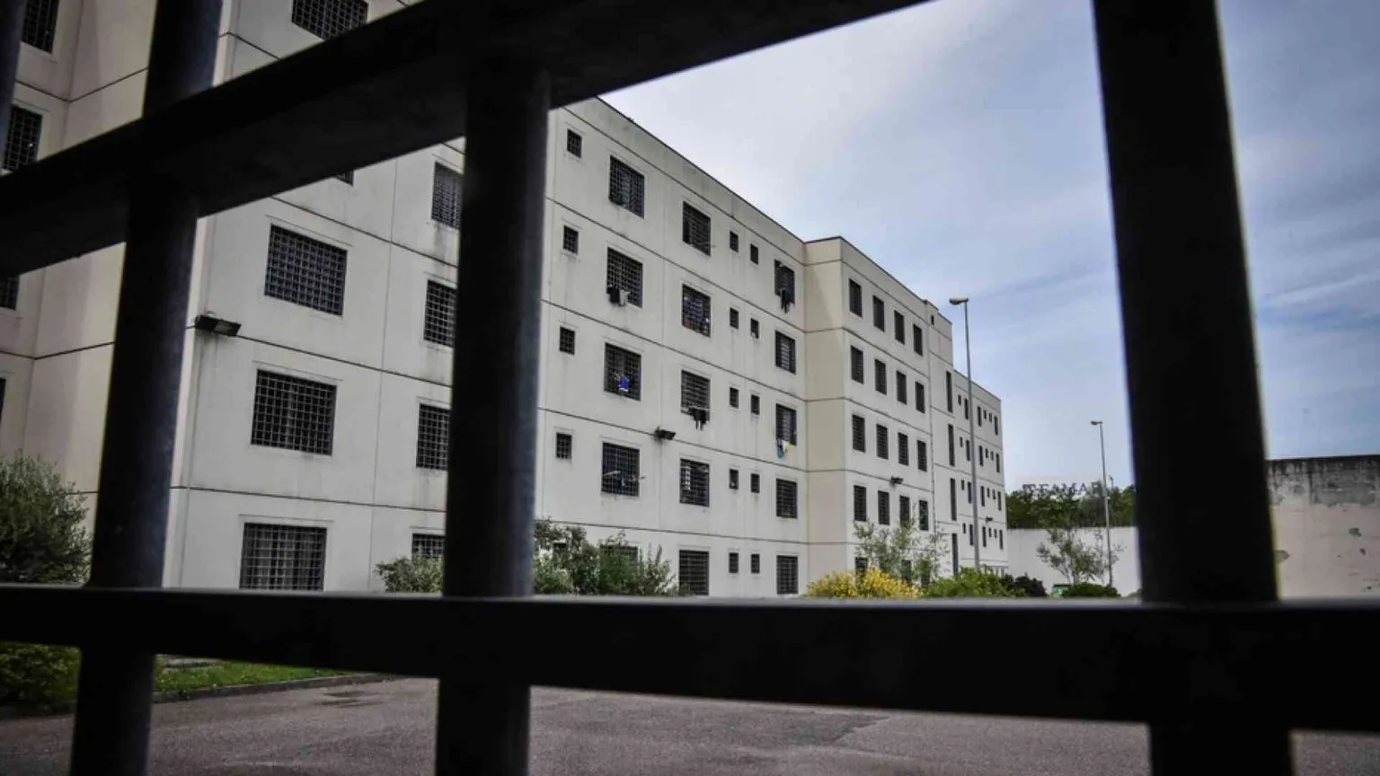 Lettere dal carcere via internet. Ora è possibile con il progetto «zeromail»