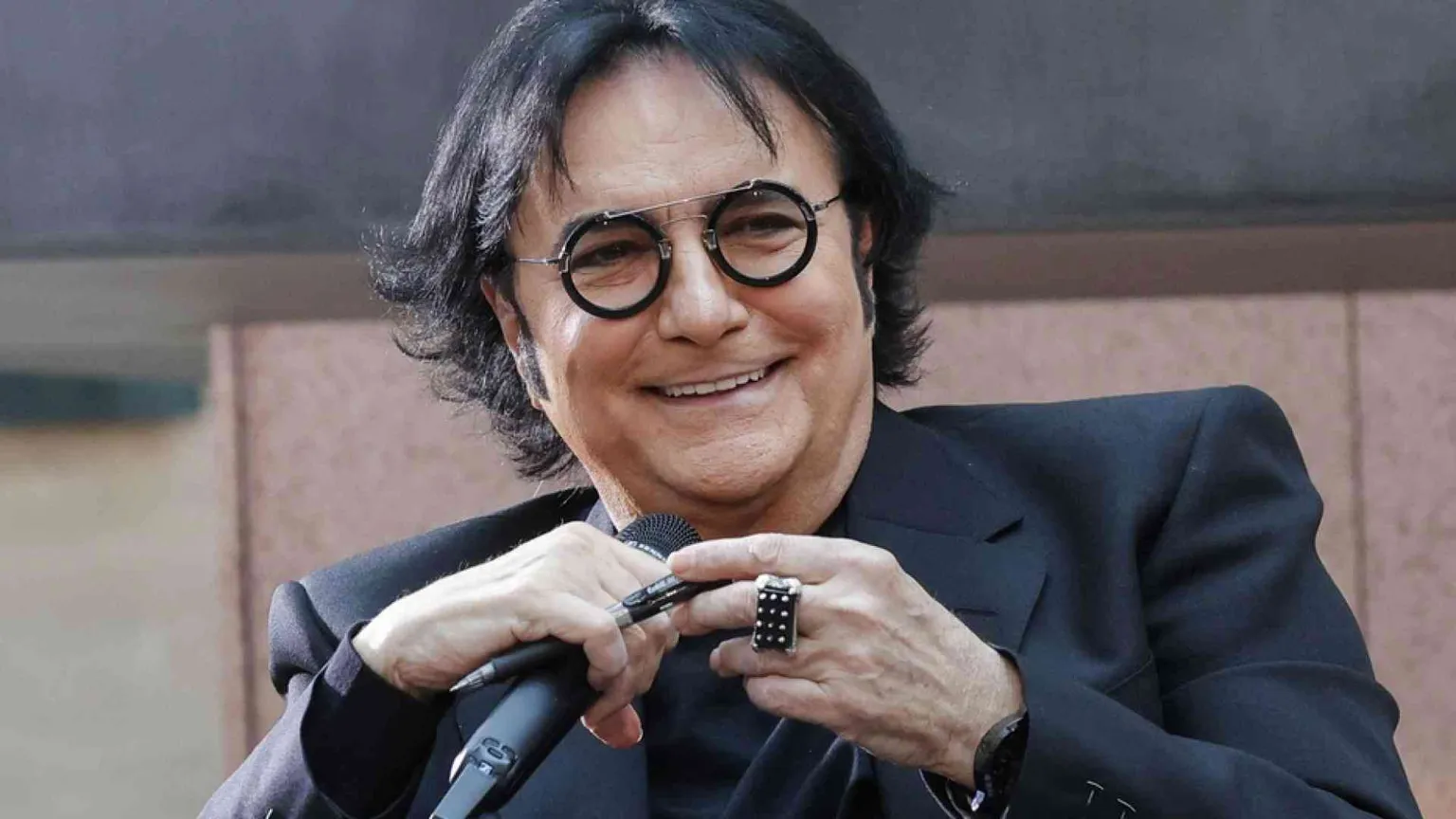 Renato Zero: «Il mio credo è una prova di coraggio»