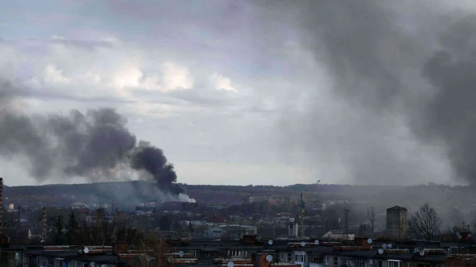Missili su Leopoli, 7 morti. «Partita l'offensiva russa in Donbass»