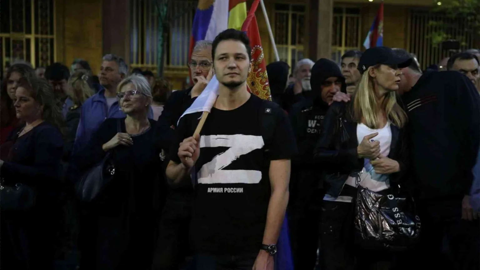Tornano le delazioni stile Urss: non basta dire sì a Putin, serve "entusiasmo"