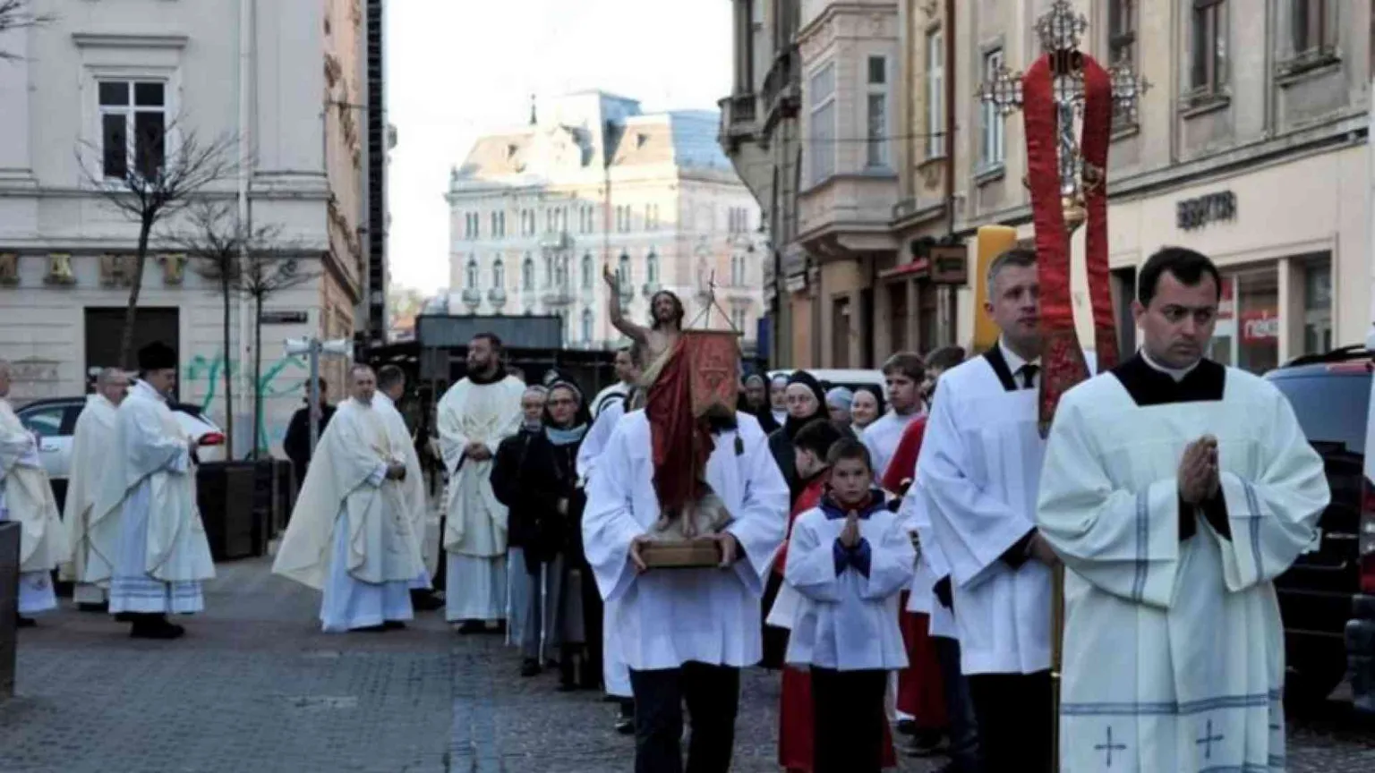 «Putin non rispetta neppure la nostra Pasqua di dolore»