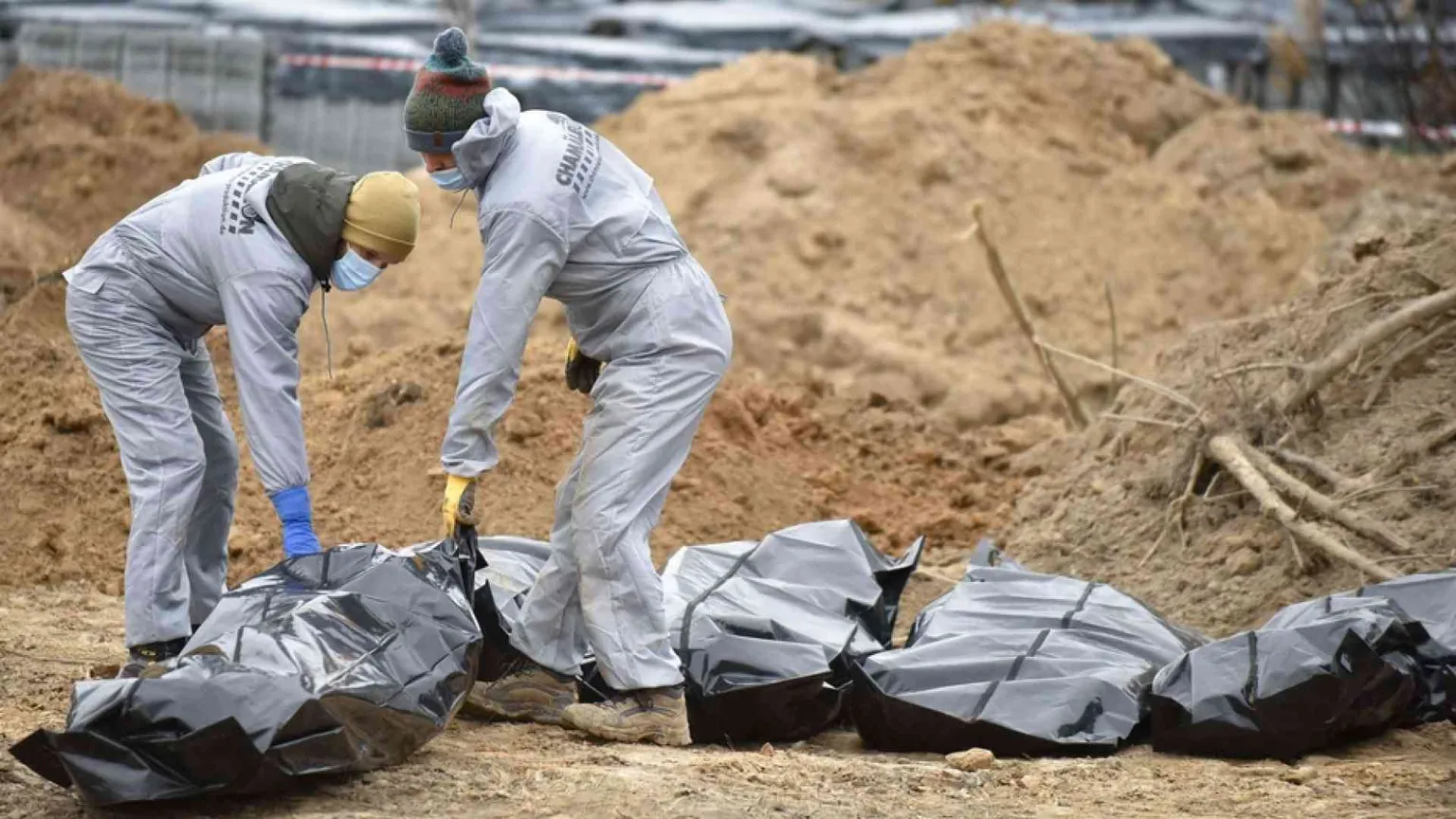 L'Onu: «Decine di assassinati a Bucha. Da Mosca possibili crimini di guerra»