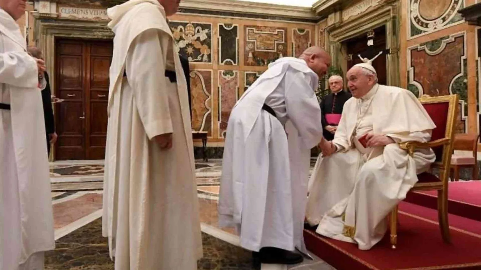 Il Papa: ancora oggi troppa schiavitù e libertà religiosa calpestata