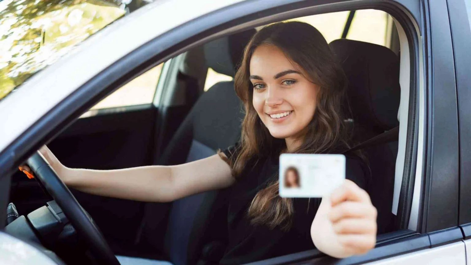Neopatentati tartassati: ecco come risparmiare sull'RC auto