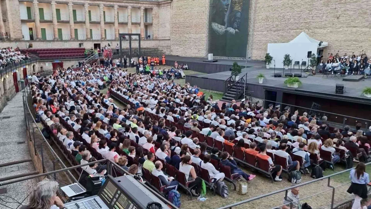 Macerata-Loreto, papa Francesco chiama: preghiamo per Russia e Ucraina