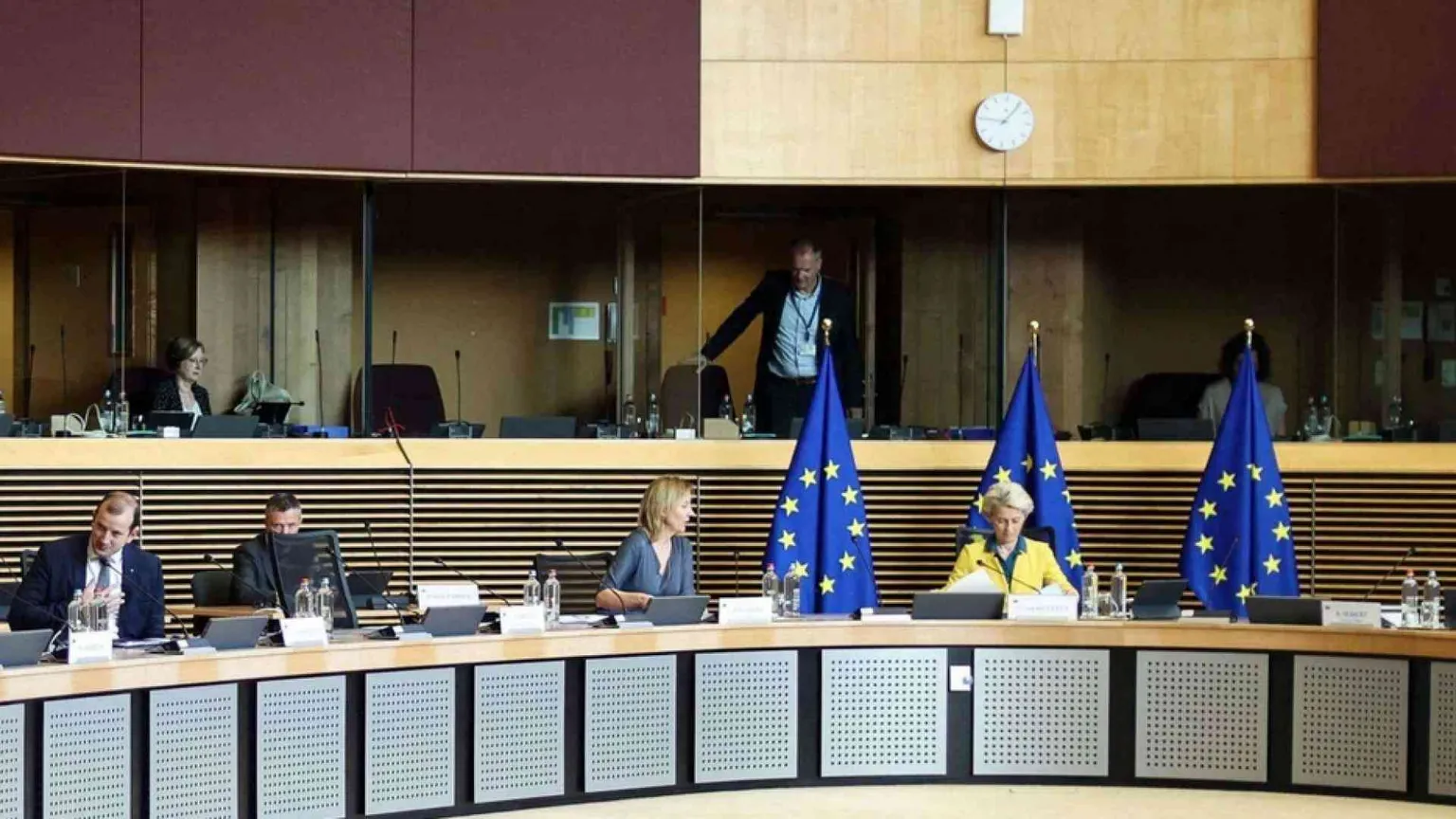 Via libera all'Ucraina per la candidatura Ue. Ma non sarà facile, ecco perché