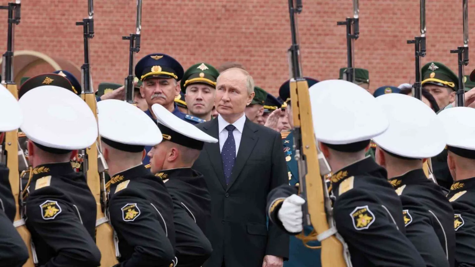 Ciò che non capiamo dell'Armata è il segreto per aiutare la pace