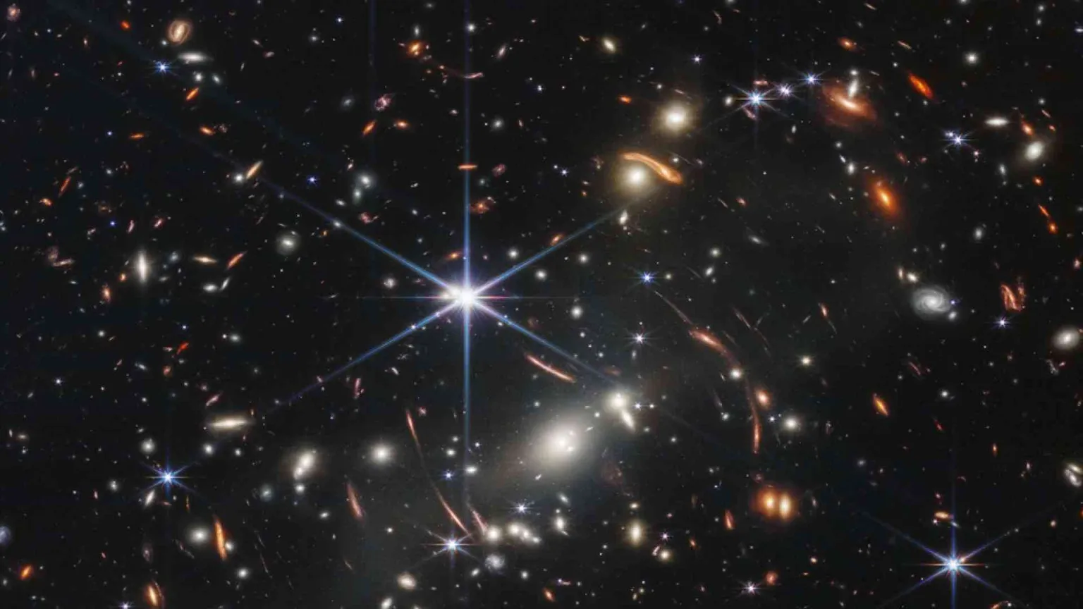 Ecco la prima foto del telescopio Webb. Ci porta a 13 miliardi di anni fa