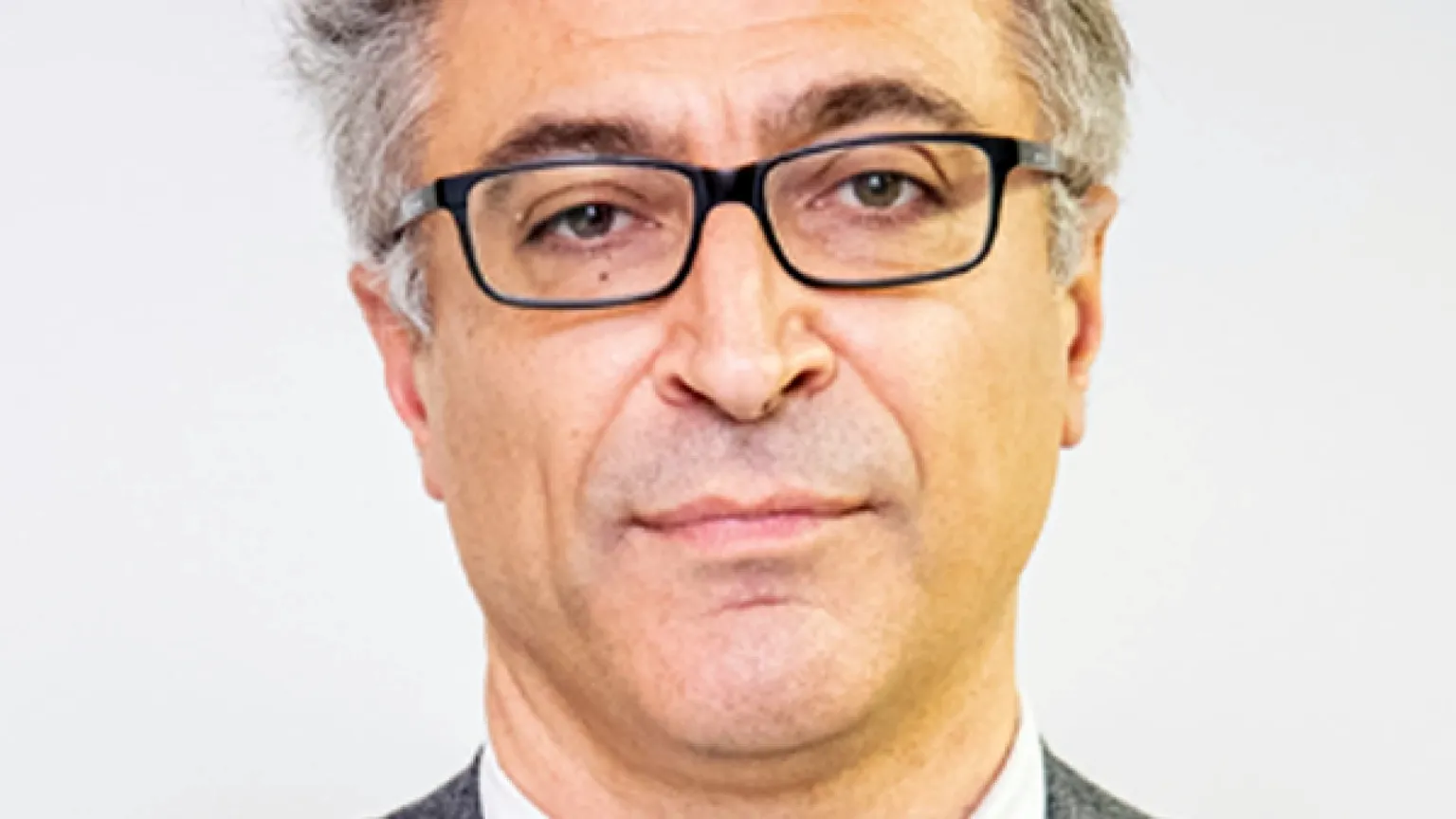 Risparmiateci slogan sterili