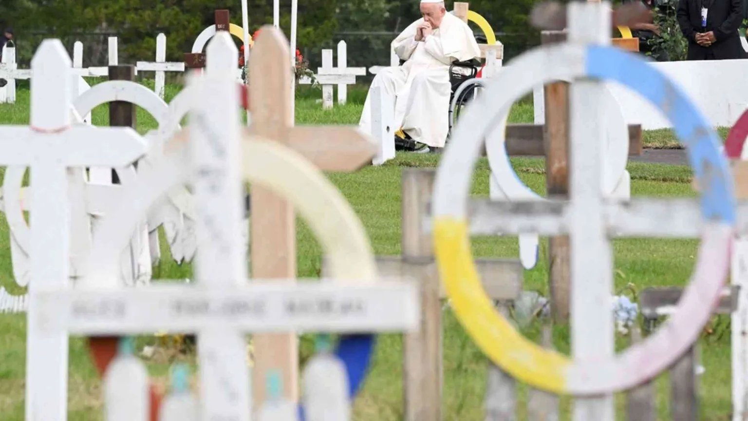 Il Papa: «Invoco perdono per il male fatto agli indigeni da tanti cristiani»