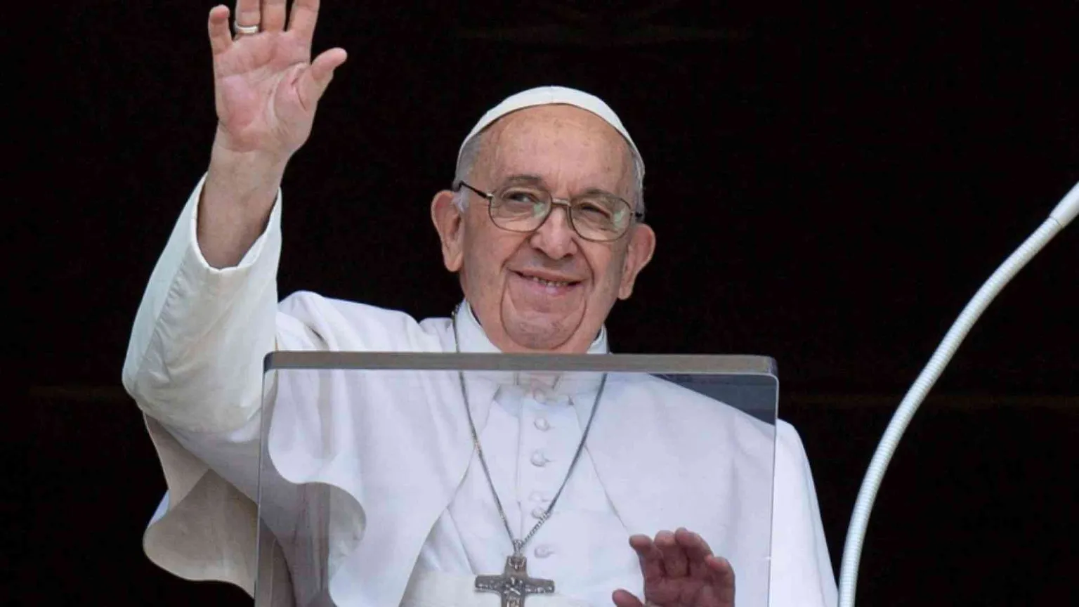 Il Papa: le navi di grano partite dall'Ucraina fanno sperare nella pace