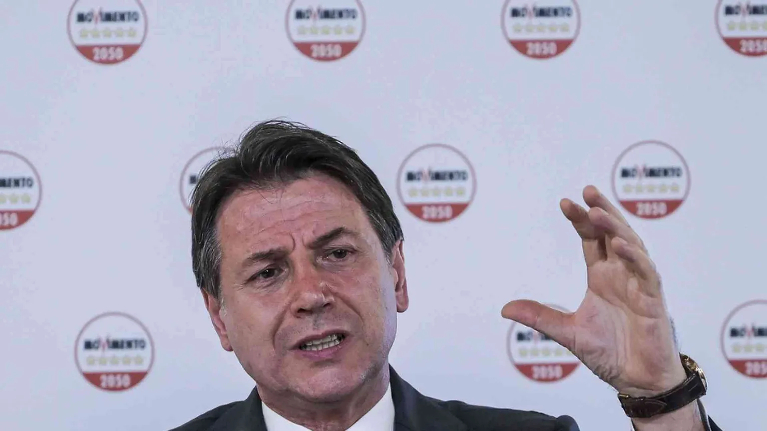 Conte: «Questa destra è una tigre di carta. Ora basta armi»