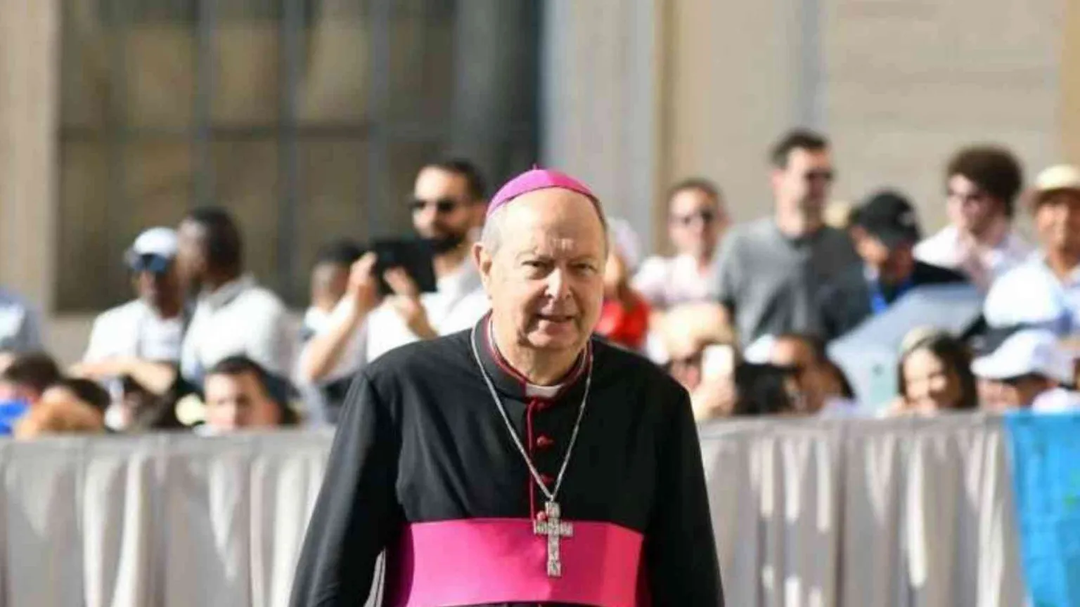Il nuovo cardinale Oscar Cantoni: sorretto dalla mia diocesi