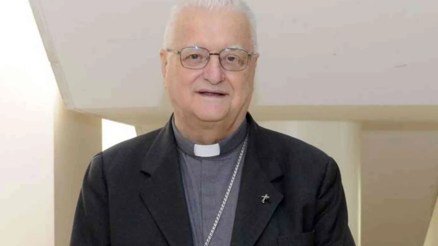 È morto Gastone Simoni, il vescovo della politica «alta»