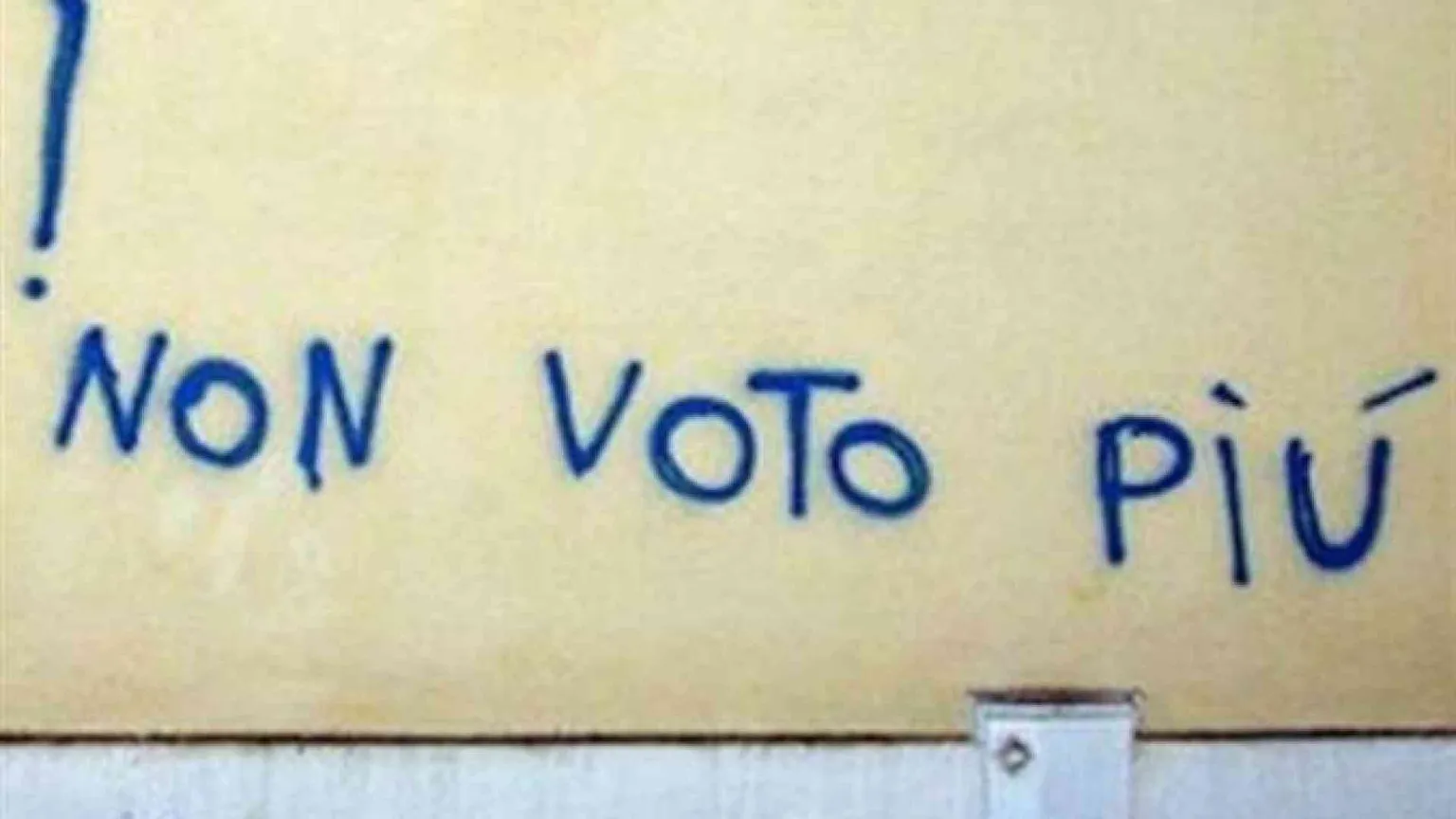 Giovani, il fantasma dell'astensione: «Questa politica non ci rappresenta»