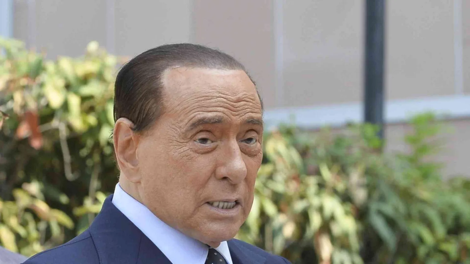 Berlusconi: «Con Forza Italia un governo affidabile»
