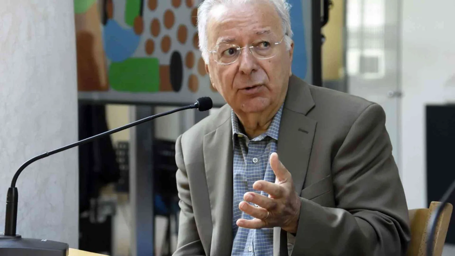 Faggin: «La coscienza non sta in un chip»