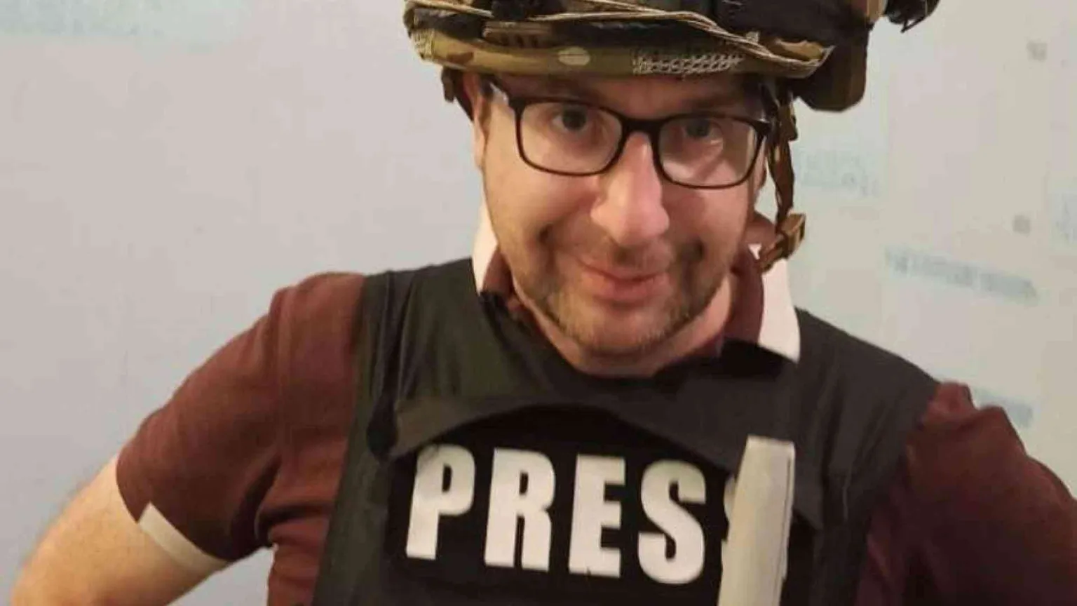 Rientra in Italia Mattia Sorbi, il giornalista ferito a Kherson. «Sto bene»