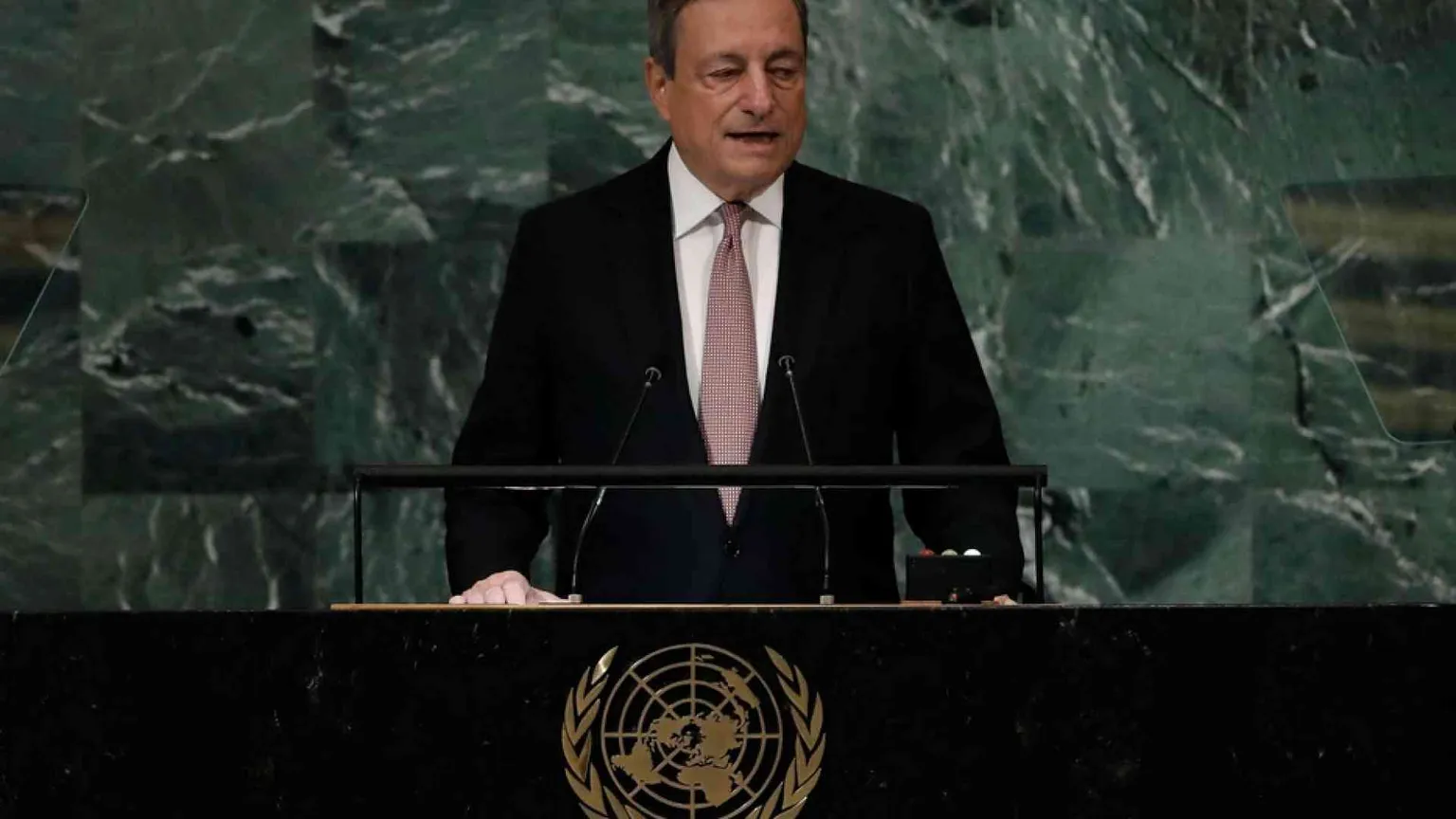 Draghi: intervenire al fianco di Kiev è stata l’unica scelta possibile