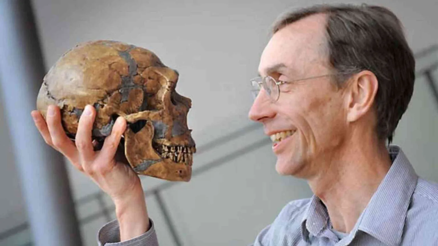 Nobel a Svante Pääbo per le scoperte sul genoma dei Neanderthal