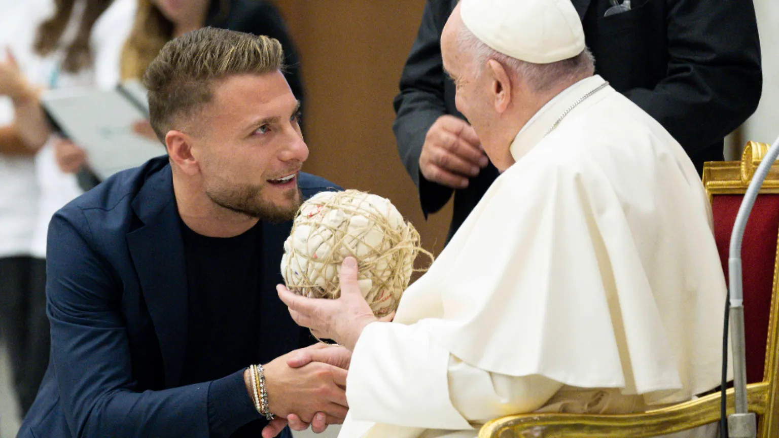Il Papa: gettate semi di amicizia