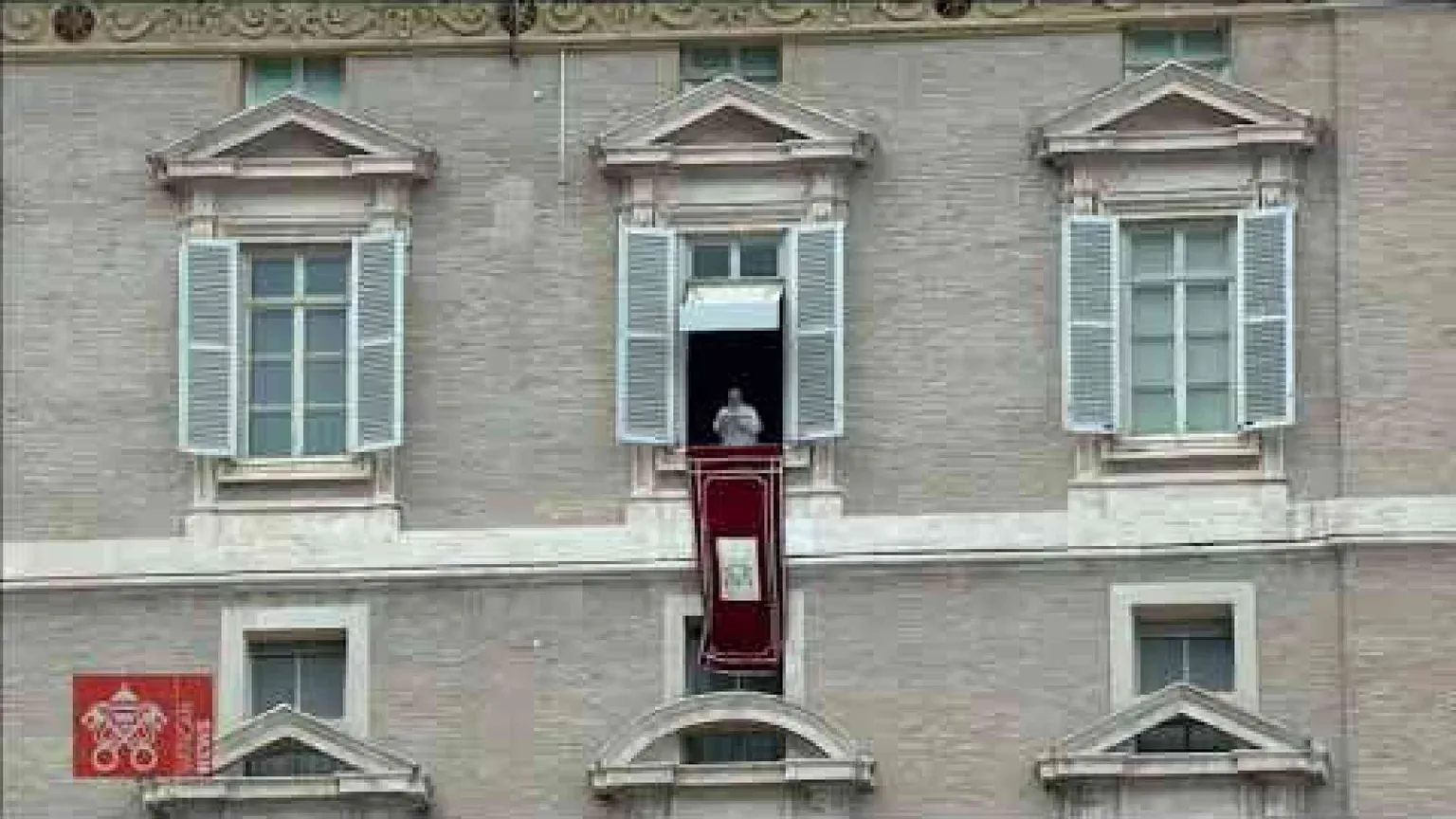 Il Papa: Avvento, tempo di grazia per togliere la maschera dell’ipocrisia