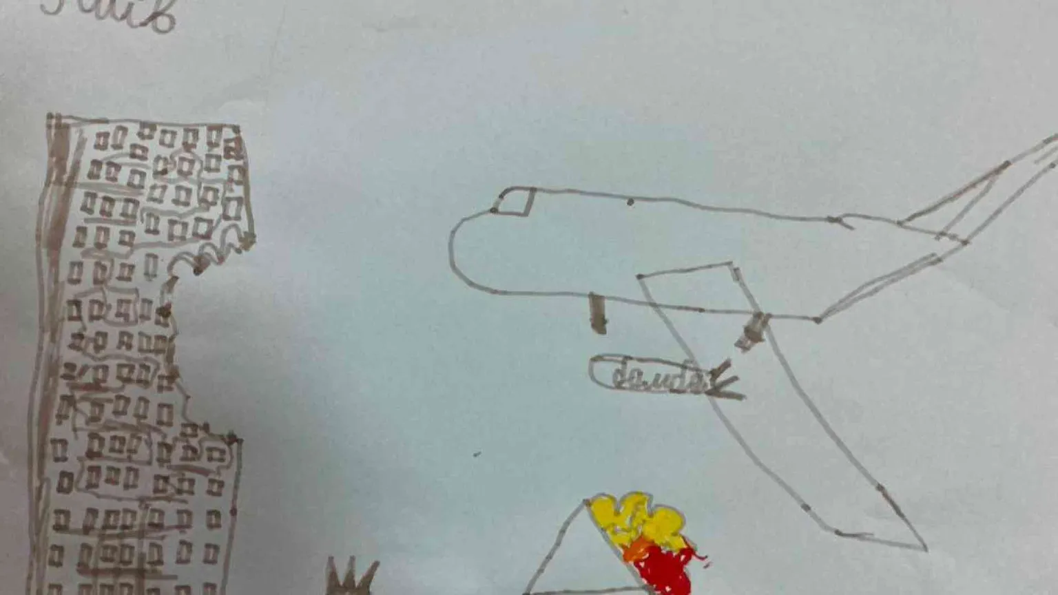 Missili, carri armati e palazzi in fiamme: la guerra nei disegni dei bambini