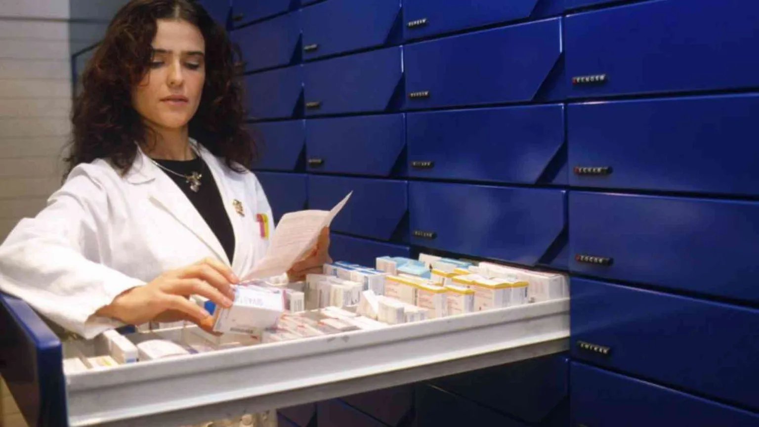 «Ma è sbagliato fare scorte di farmaci»