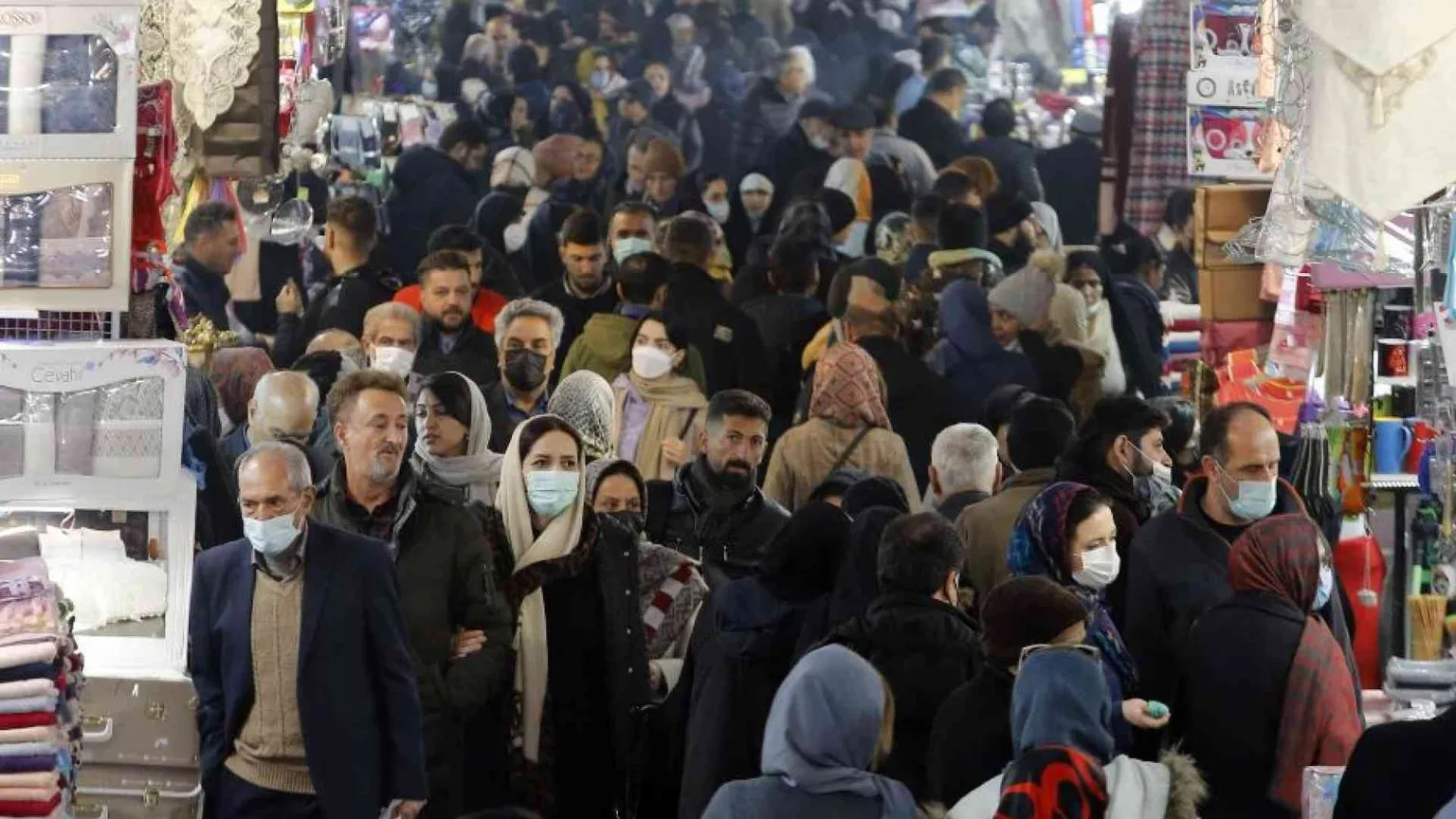 Iran, accolti i ricorsi di due condannati a morte