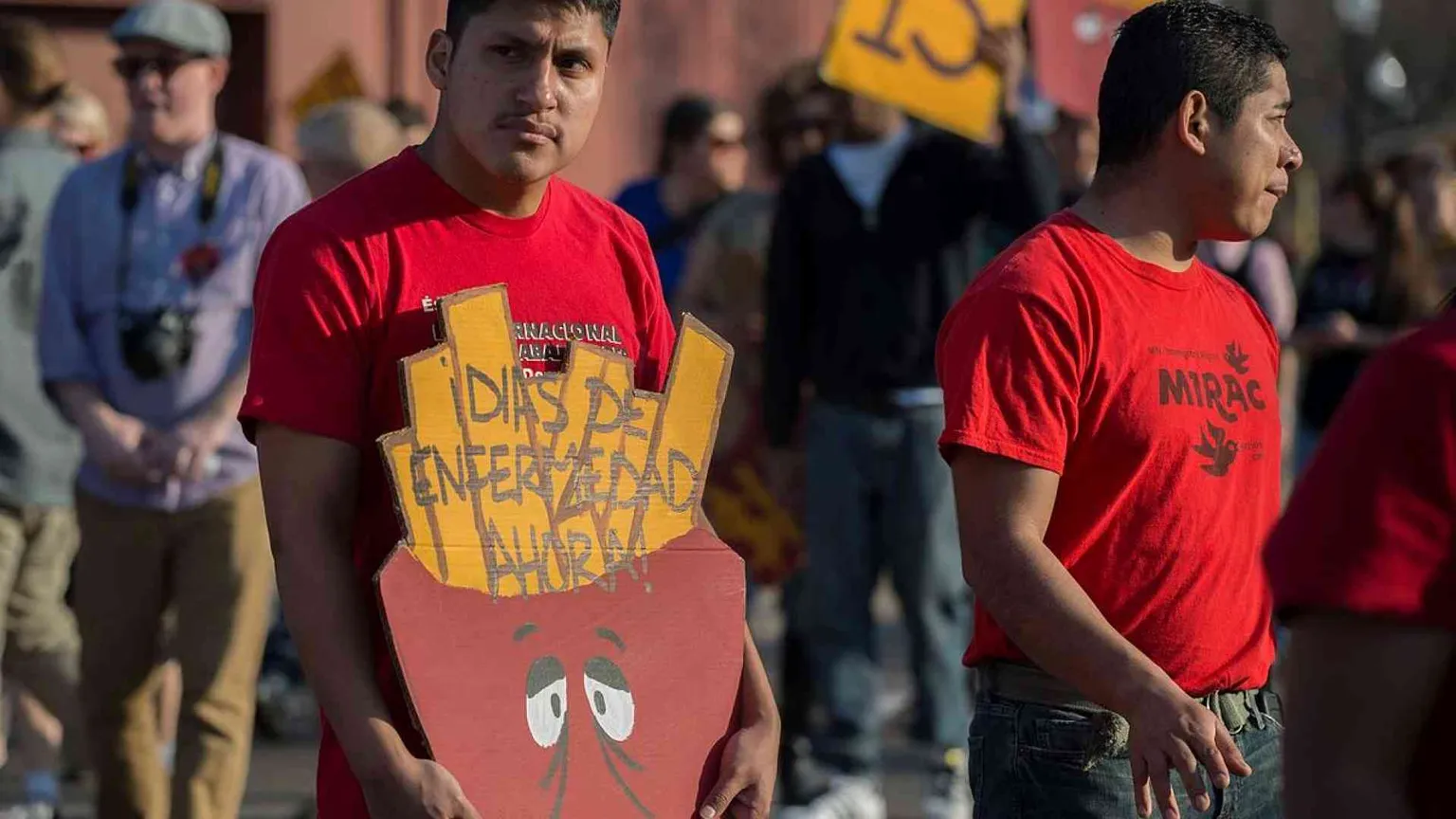 La democrazia degli oligopoli: così il profitto vince sul lavoro