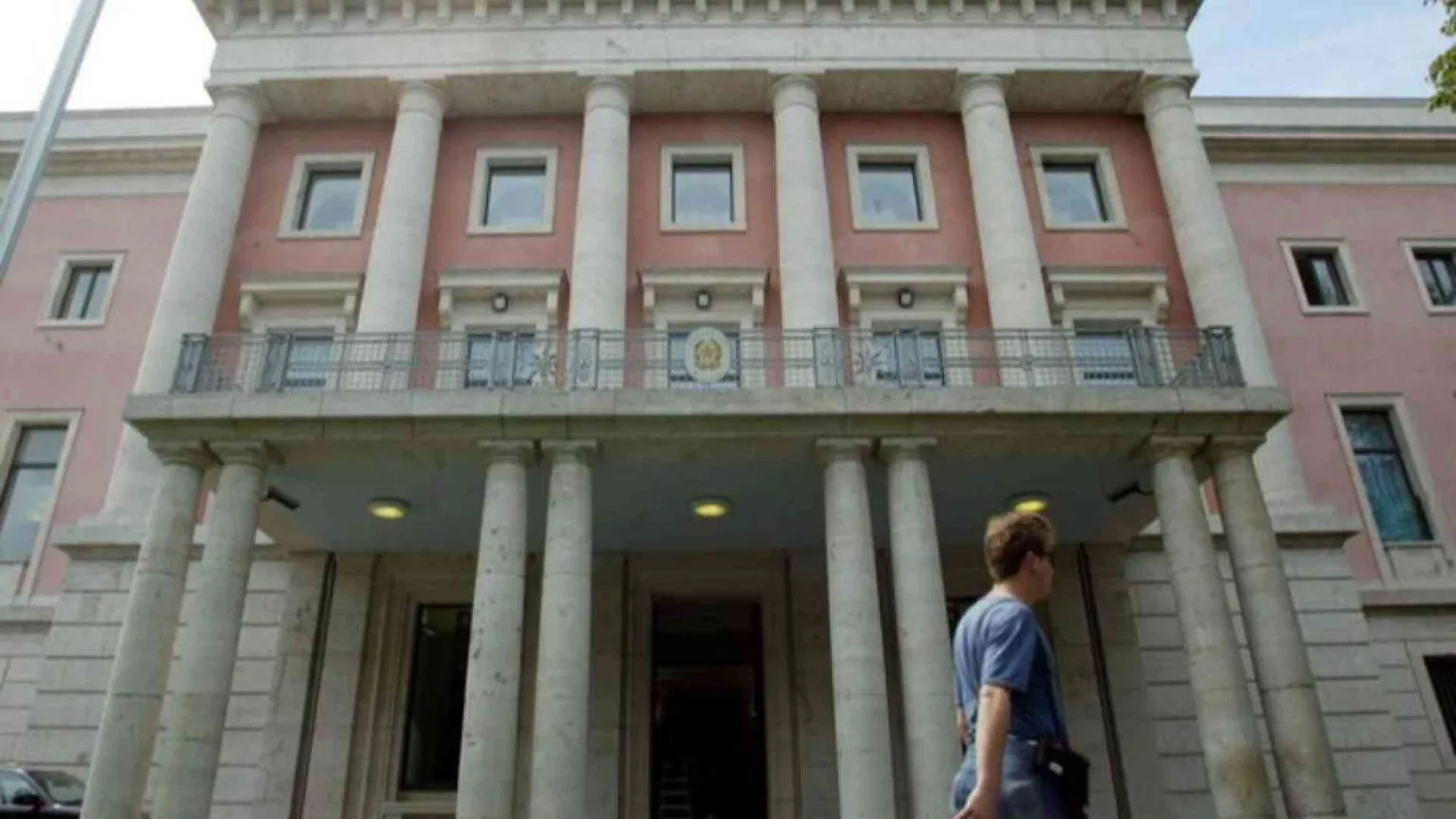 Attaccate dagli anarchici le sedi diplomatiche italiane a Berlino e Barcellona