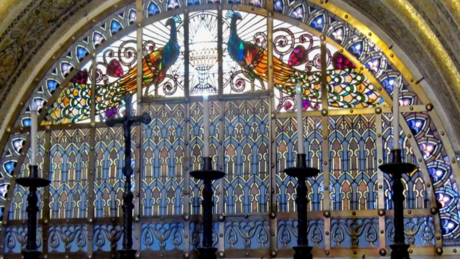 Il Papa: diventiamo artigiani di sinodalità